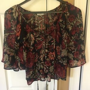 TOBI slightly cropped floral blouse